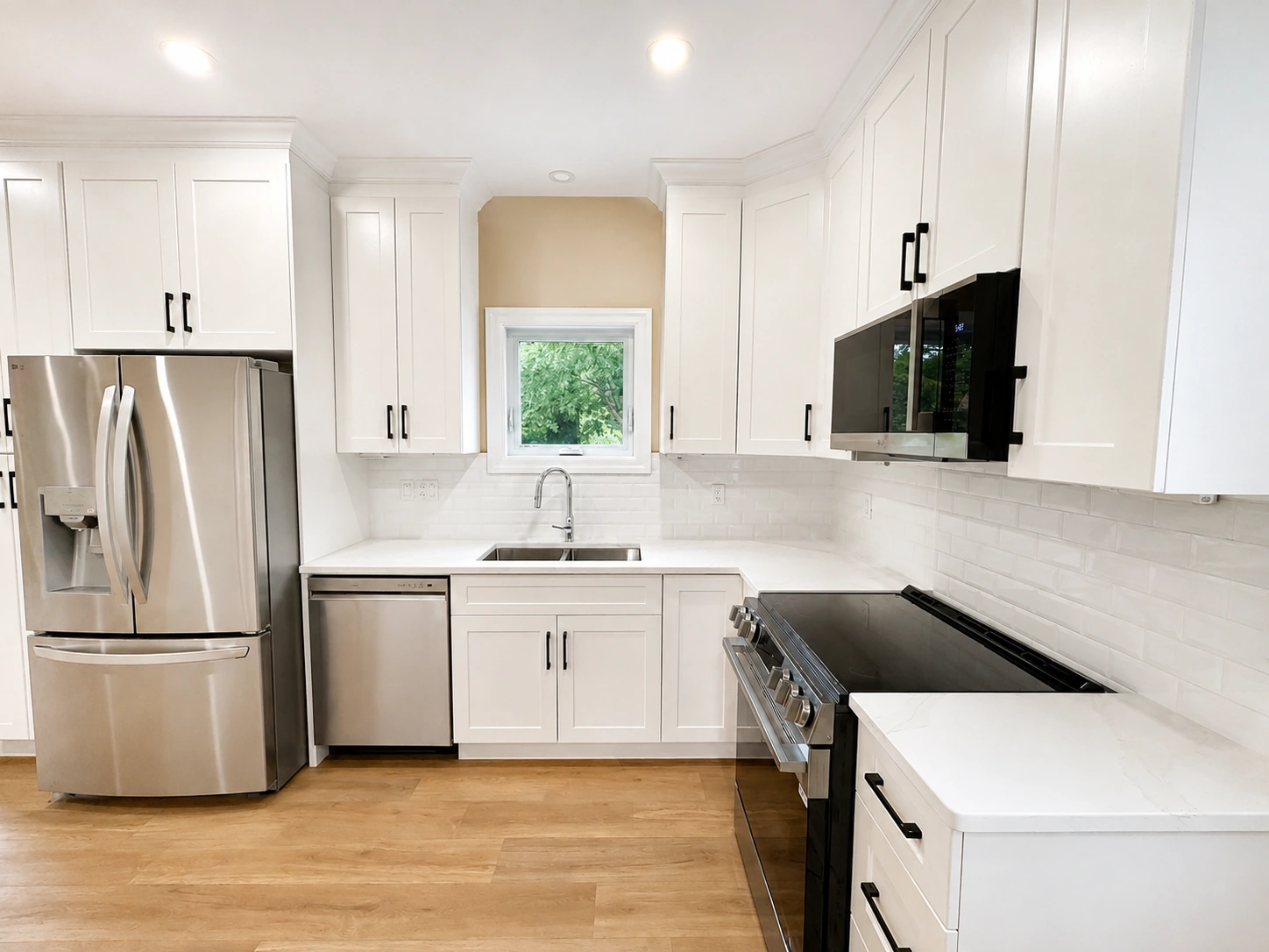 8385 Riverside Dr E project image